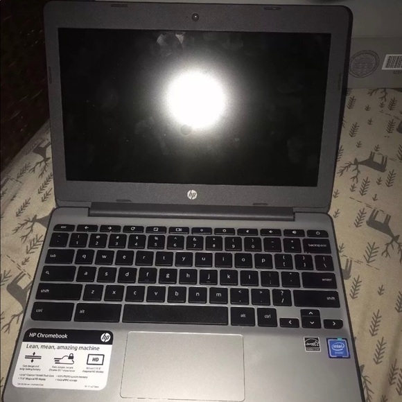 HP Chromebook - Picture 4 of 4